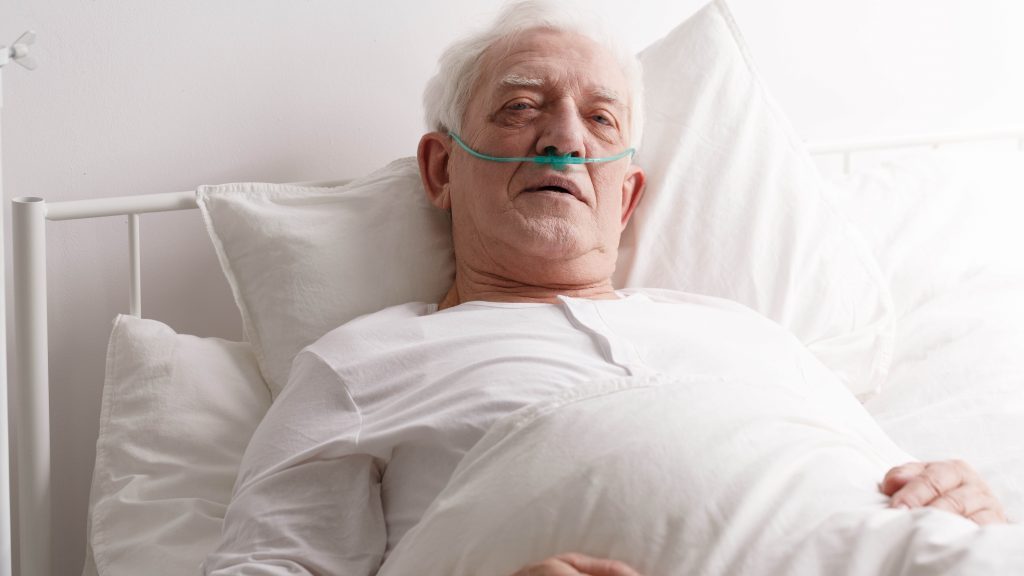 Palliativ Care: Betreuung von schwer kranken Menschen mit Atemnot auch zu Hause mit Sauerstoff