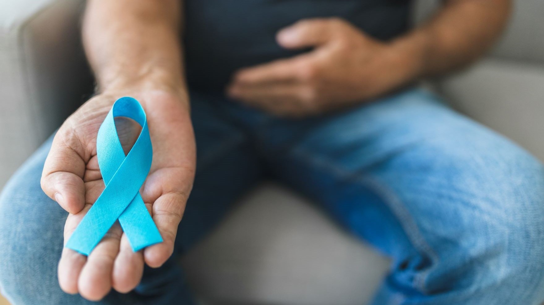 Die Blue Ribbon - die blaue Schleife - und der Movember sollen Aufmerksamkeit und Aufklärung für Prostatakrebs schaffen