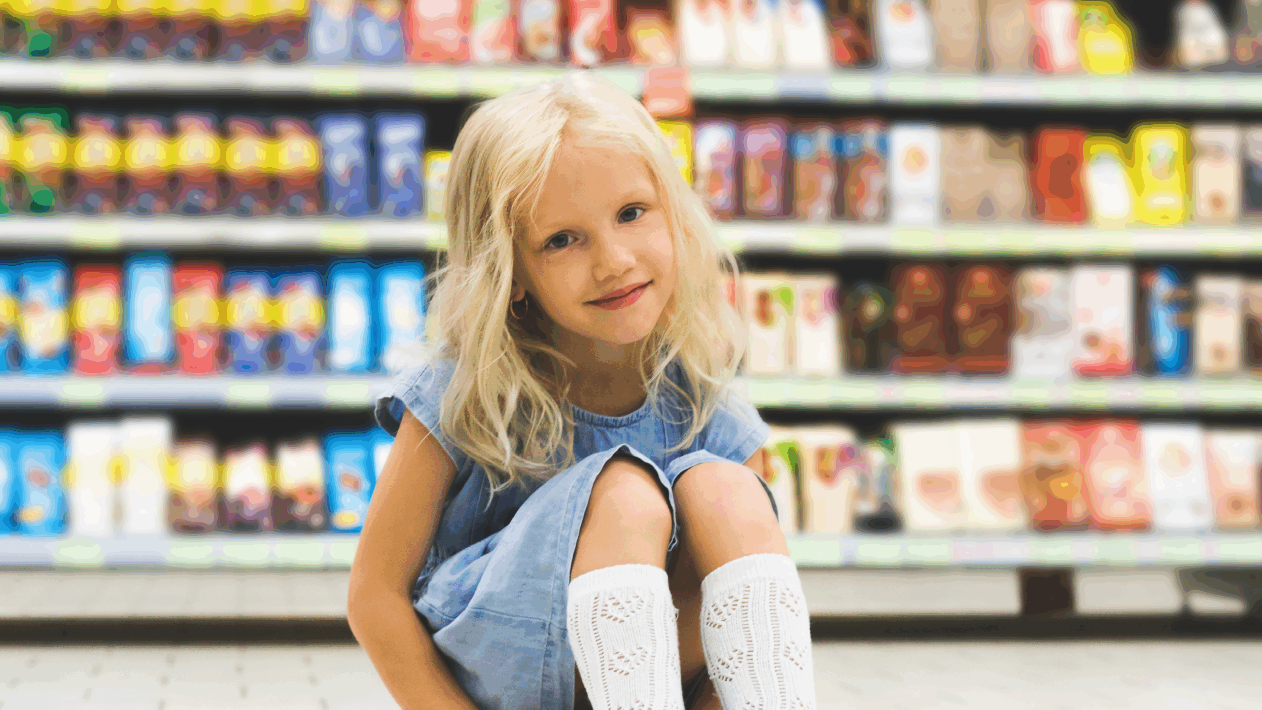 Neutral_Envato_Supermarkt_Kind_einkaufen 02